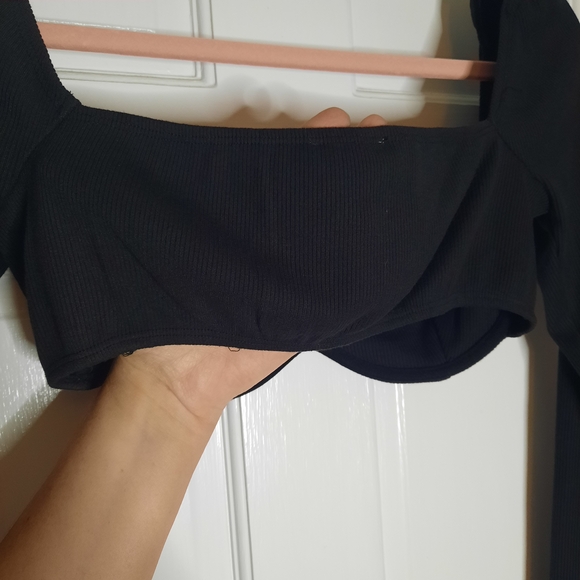 Princess Polly Black Long Sleeve Crop Top - Picture 5 of 5